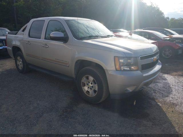  Salvage Chevrolet Avalanche 1500