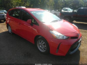  Salvage Toyota Prius v