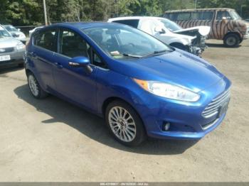  Salvage Ford Fiesta