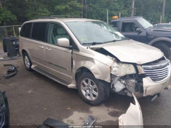  Salvage Chrysler Town & Country