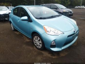  Salvage Toyota Prius c