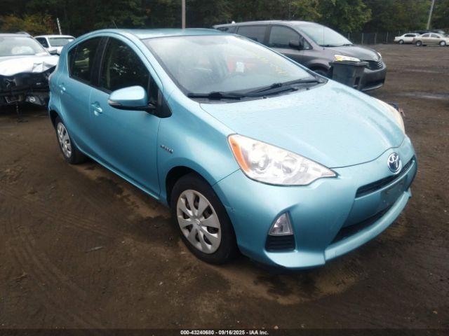  Salvage Toyota Prius c