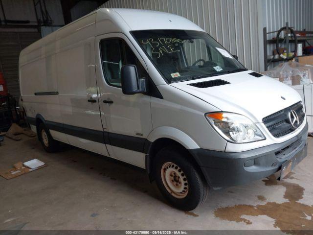  Salvage Mercedes-Benz Sprinter 2500