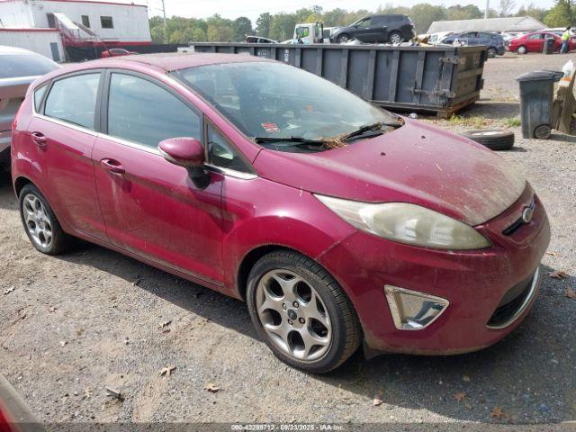  Salvage Ford Fiesta