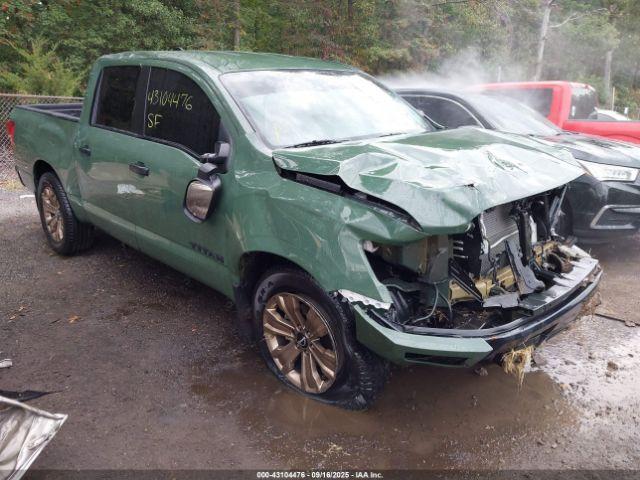  Salvage Nissan Titan