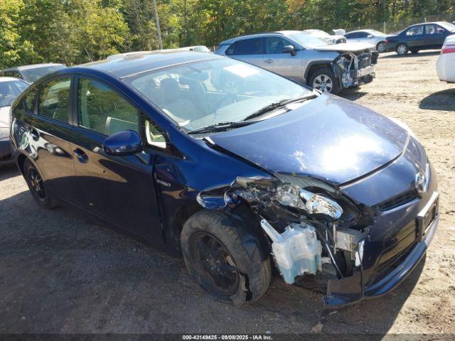  Salvage Toyota Prius