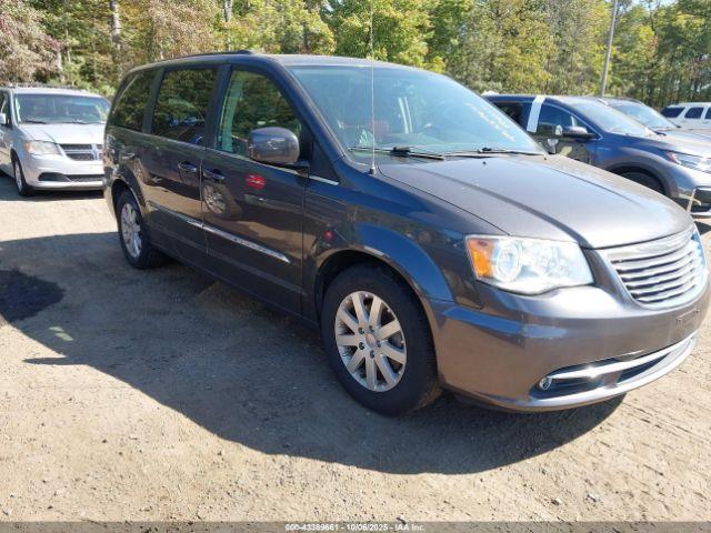 Salvage Chrysler Town & Country