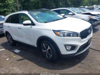  Salvage Kia Sorento