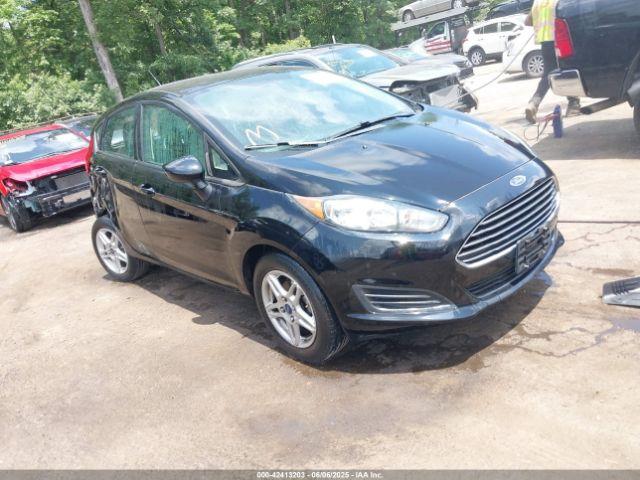  Salvage Ford Fiesta