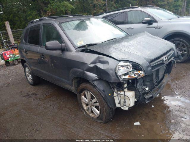  Salvage Hyundai TUCSON