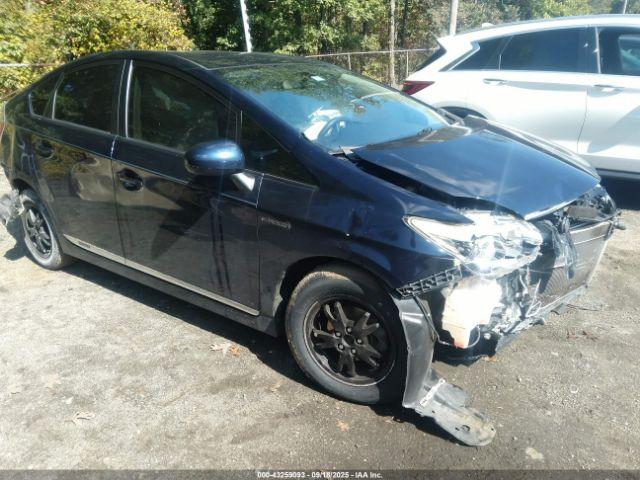  Salvage Toyota Prius