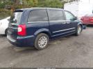 Chrysler Town & Country Touring-l Image 5