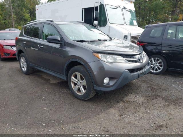  Salvage Toyota RAV4