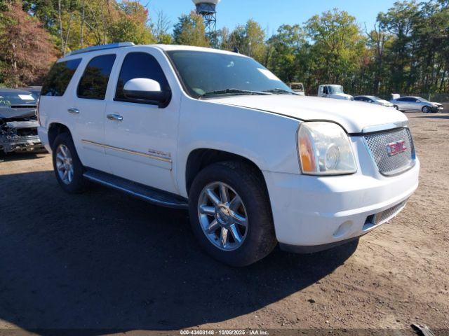  Salvage GMC Yukon