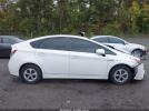 Toyota Prius Two Image 16