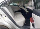Lexus HS 250h Image 7