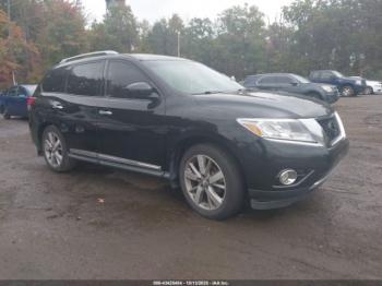  Salvage Nissan Pathfinder