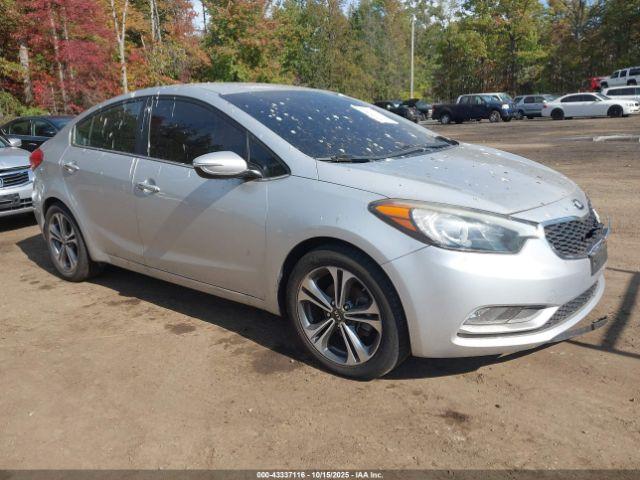  Salvage Kia Forte