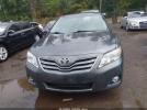 Toyota Camry Xle Image 12