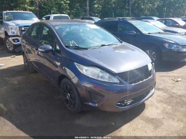  Salvage Ford Fiesta