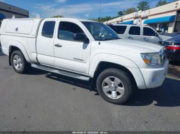  Salvage Toyota Tacoma