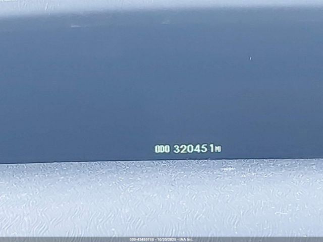 Toyota Prius Two Image 12