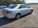 Toyota Camry Le Image 7