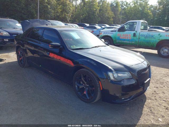  Salvage Chrysler 300