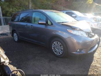  Salvage Toyota Sienna
