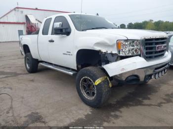  Salvage GMC Sierra 2500
