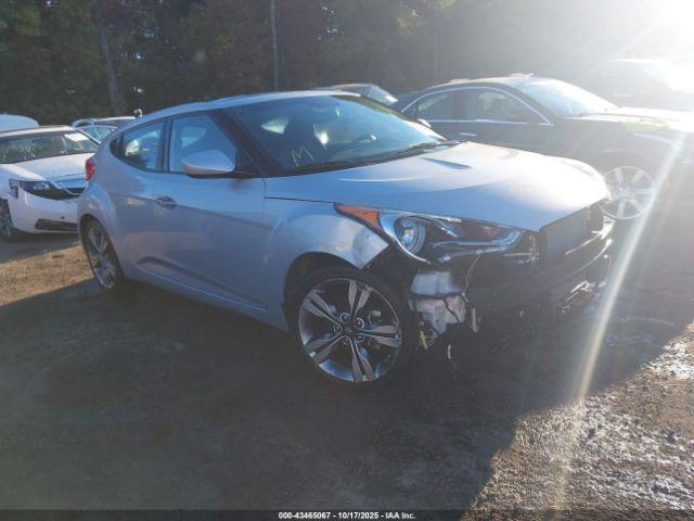  Salvage Hyundai VELOSTER