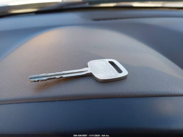 Toyota RAV4 Image 11