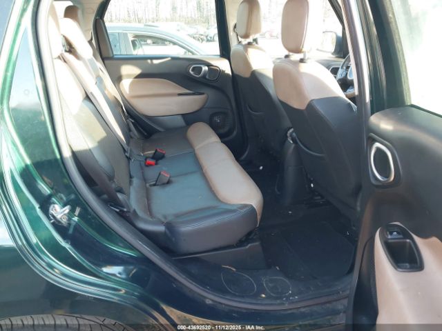 FIAT 500L Lounge Image 5