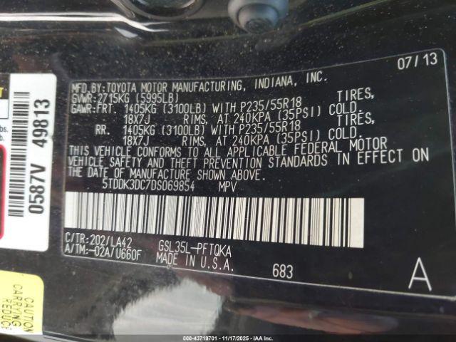 Toyota Sienna Limited 7 Passenger Image 5