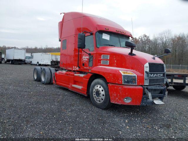  Salvage Mack Anthem