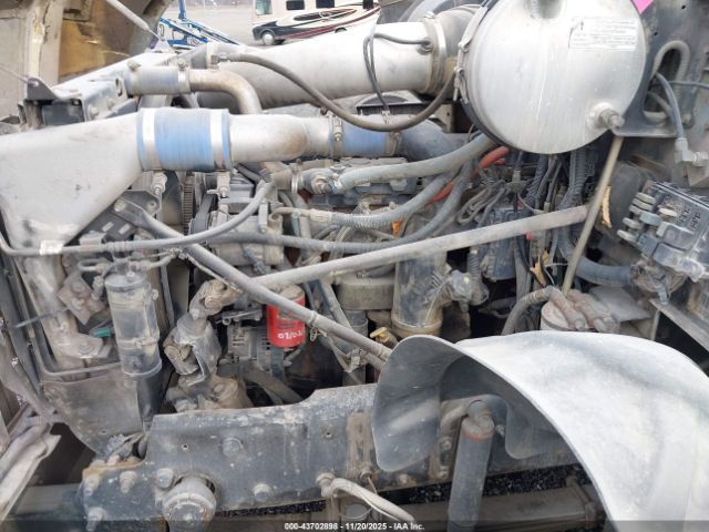 Mack 700 Cv700 Image 13