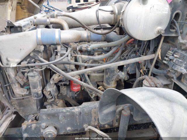 Mack 700 Cv700 Image 13