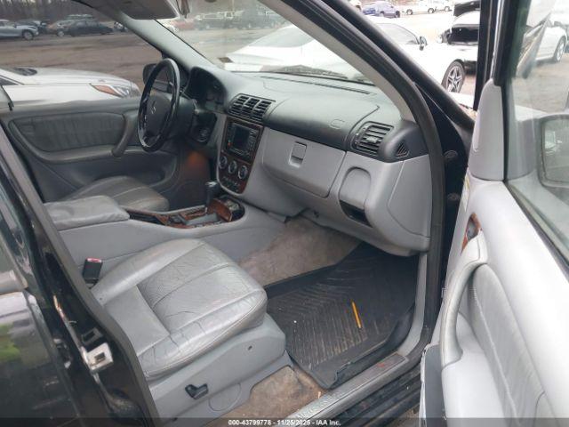 Mercedes-Benz M-Class Image 8