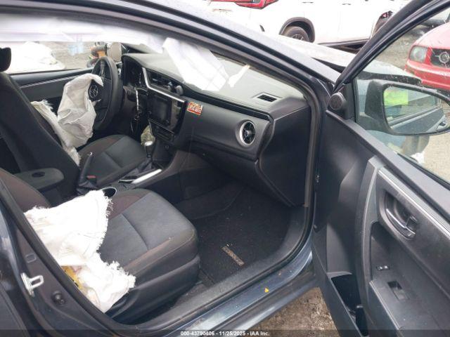 Toyota Corolla Le Image 8