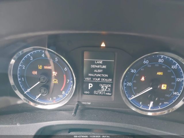 Toyota Corolla Le Image 11