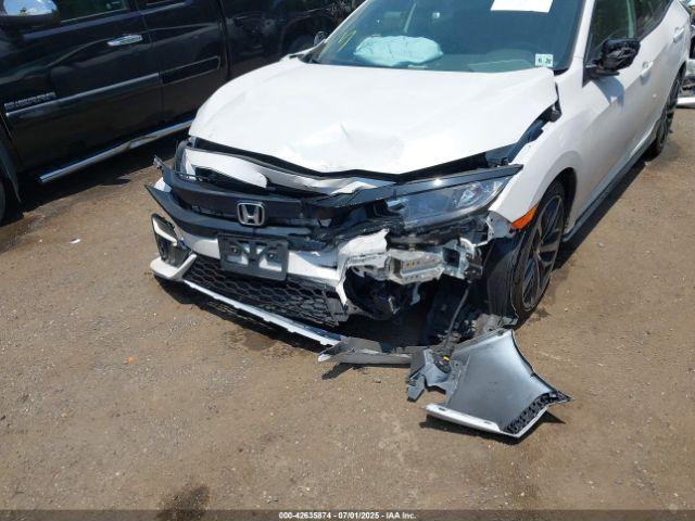 Honda Civic Sport Image 2