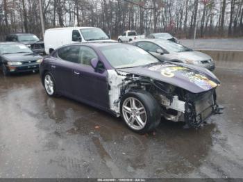  Salvage Porsche Panamera