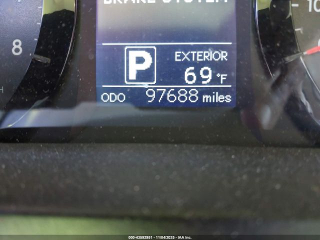 Toyota Sienna Le 8 Passenger Image 10