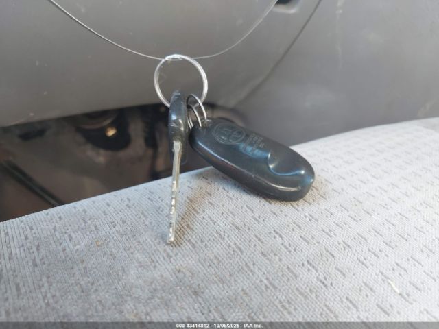 Toyota Sienna Ce Image 6