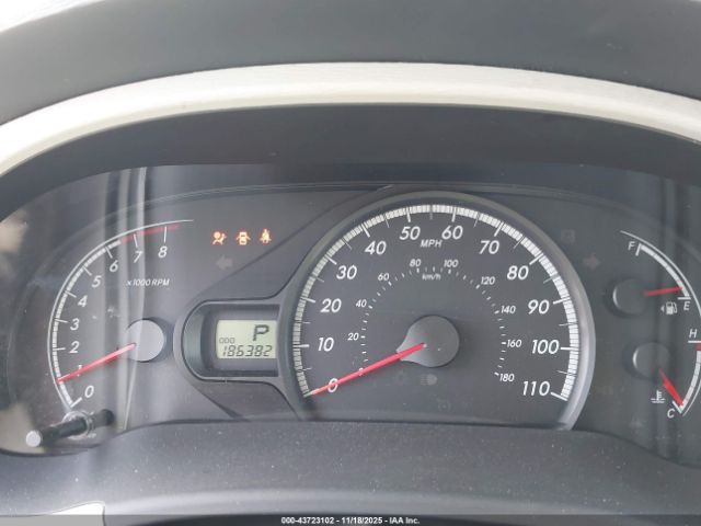 Toyota Sienna Le V6 8 Passenger Image 6