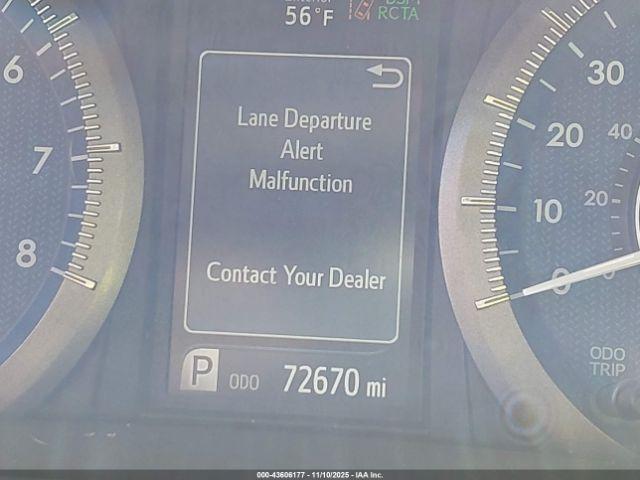 Toyota Sienna Le 7 Passenger Image 12