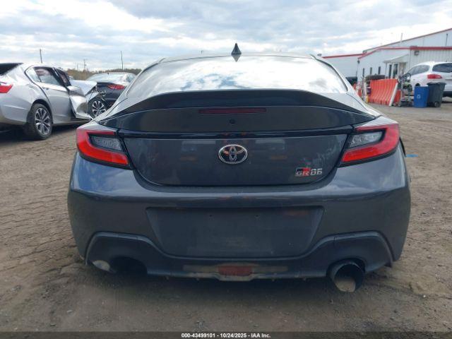 Toyota GR86 Premium Image 16