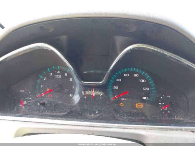 Chevrolet Traverse Ls Image 13