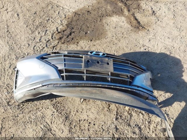 Hyundai ELANTRA Sel Image 12