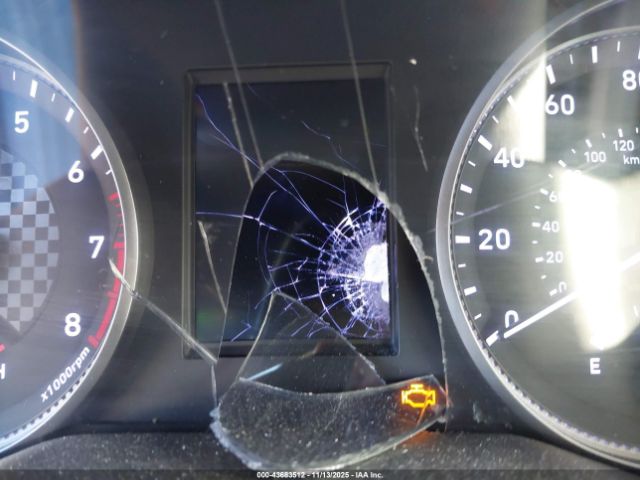 Hyundai ELANTRA Sel Image 13